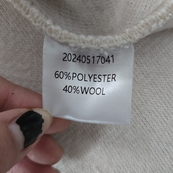 BLANK Winter White Wool Flare Skirt. Size Large. New without tags. Never let y - Picture 9 of 9